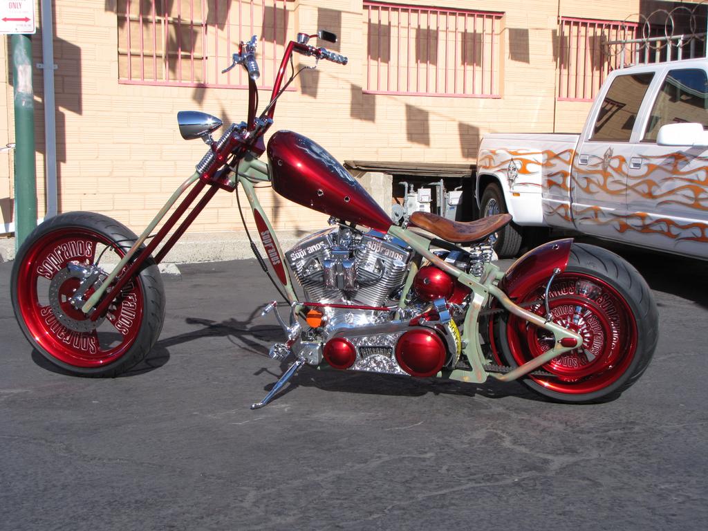 Binford's Custom Cycles Manteca CA 95336 2092397828